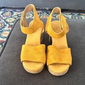 Crown Vintage Yellow Suede Platform Sandals